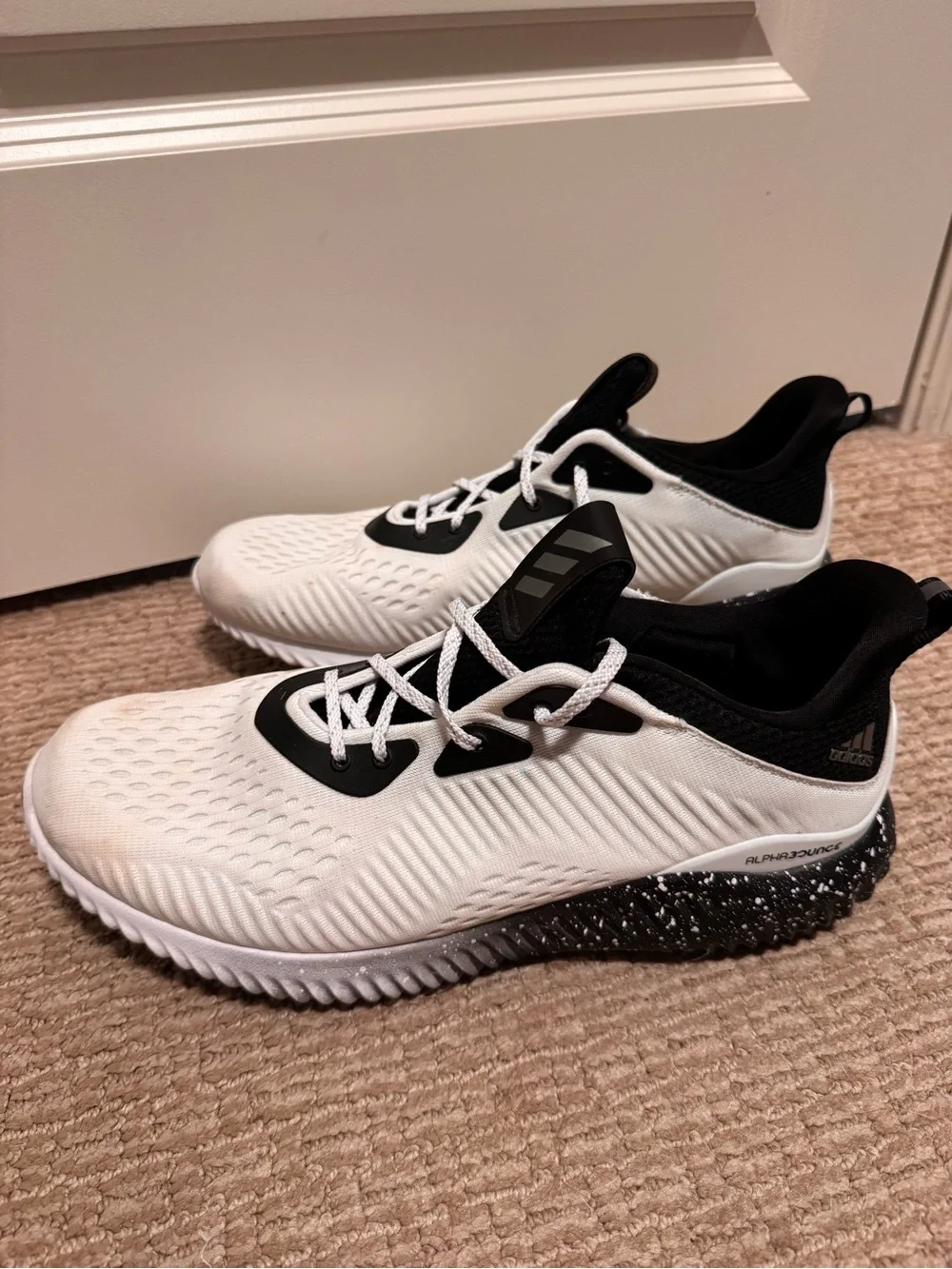 adidas White and Black Speckled-sole Running Shoe men’s size 12